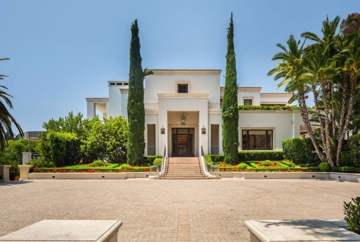 Beverly Hills Gated Estate - Los Angeles - California Luxury Real Estate - Immobilier de Luxe USA