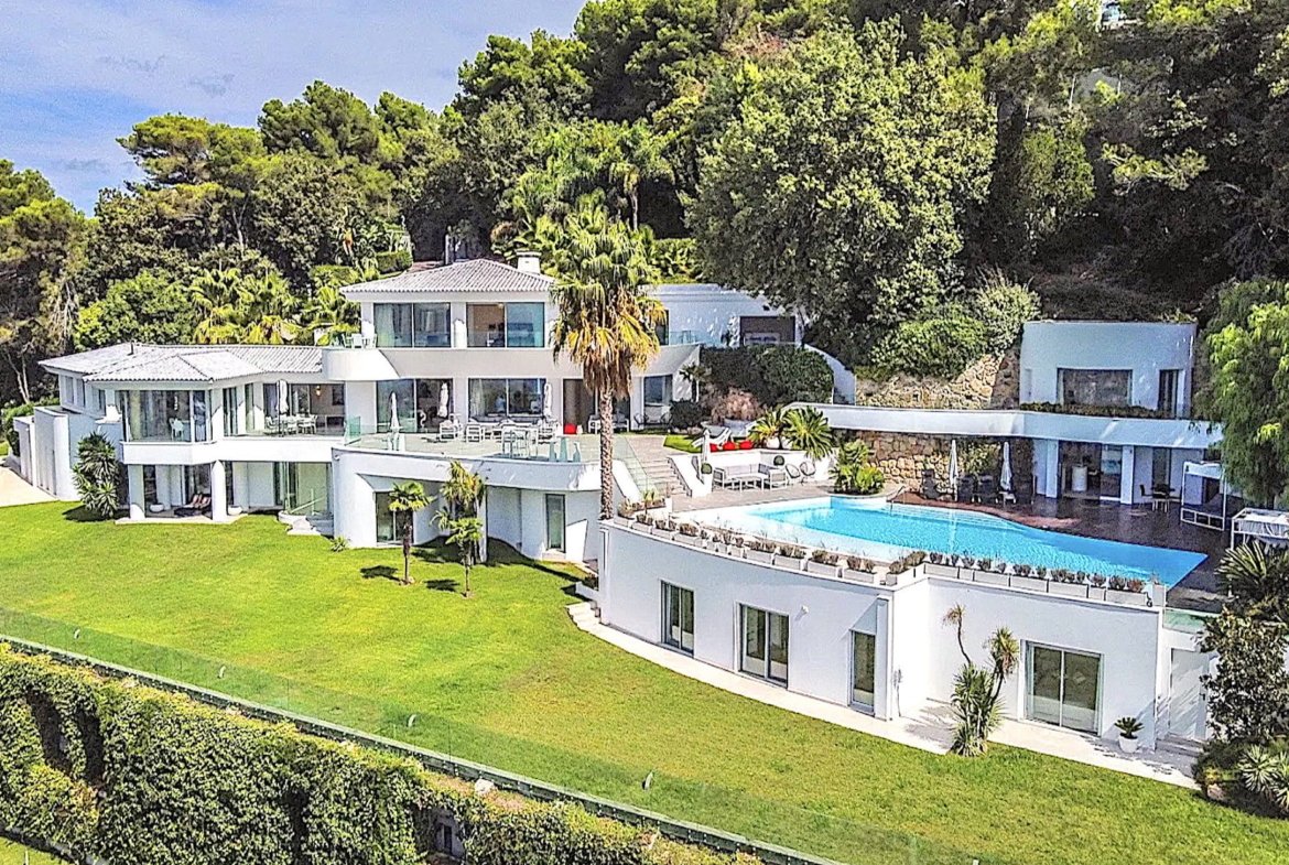 JFW IMMOBILIER Luxury Real Estate Homes for Sale in Cannes, French Riviera, France Côte d'Azur immobilier de luxe inmobiliaria de lujo imóveis de luxo immobili di lusso in vendita a Cannes, Costa Azzurra, Francia Luxe onroerend goed te koop in Cannes, Franse Rivièra, Frankrijk フランス・カンヌのラグジュアリー不動産、コート・ダジュール कान्स फ़्रांस फ्रेंच रिवेरा कोटे डी'ज़ूर लक्जरी अचल संपत्ति 法国戛纳蔚蓝海岸的豪华房地产 Элитная недвижимость в Каннах, Франция, Французская Ривьера Luxusimmobilien in Cannes, Frankreich Immobili di lusso a Cannes, Francia luksusowe nieruchomości w Cannes we Francji 프랑스 칸의 럭셔리 부동산 العقارات الفاخرة في كان، فرنسا