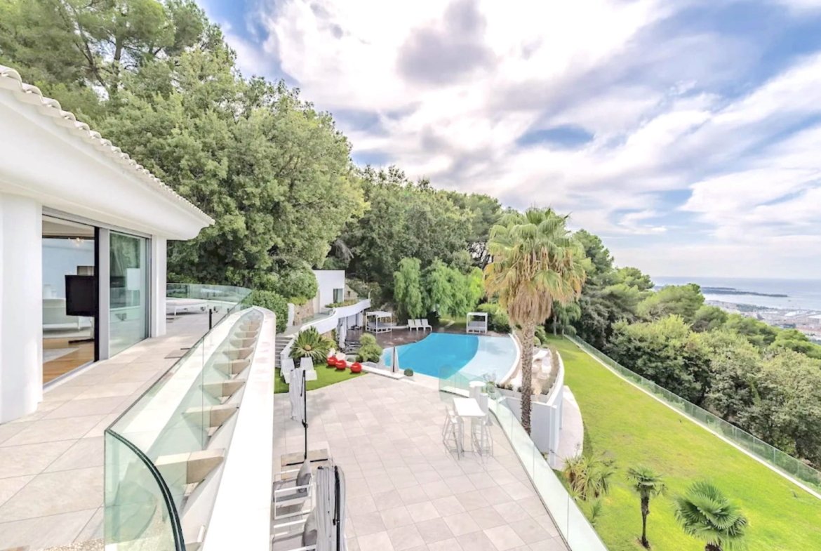 JFW IMMOBILIER Luxury Real Estate Homes for Sale in Cannes, French Riviera, France Côte d'Azur immobilier de luxe inmobiliaria de lujo imóveis de luxo immobili di lusso in vendita a Cannes, Costa Azzurra, Francia Luxe onroerend goed te koop in Cannes, Franse Rivièra, Frankrijk フランス・カンヌのラグジュアリー不動産、コート・ダジュール कान्स फ़्रांस फ्रेंच रिवेरा कोटे डी'ज़ूर लक्जरी अचल संपत्ति 法国戛纳蔚蓝海岸的豪华房地产 Элитная недвижимость в Каннах, Франция, Французская Ривьера Luxusimmobilien in Cannes, Frankreich Immobili di lusso a Cannes, Francia luksusowe nieruchomości w Cannes we Francji 프랑스 칸의 럭셔리 부동산 العقارات الفاخرة في كان، فرنسا
