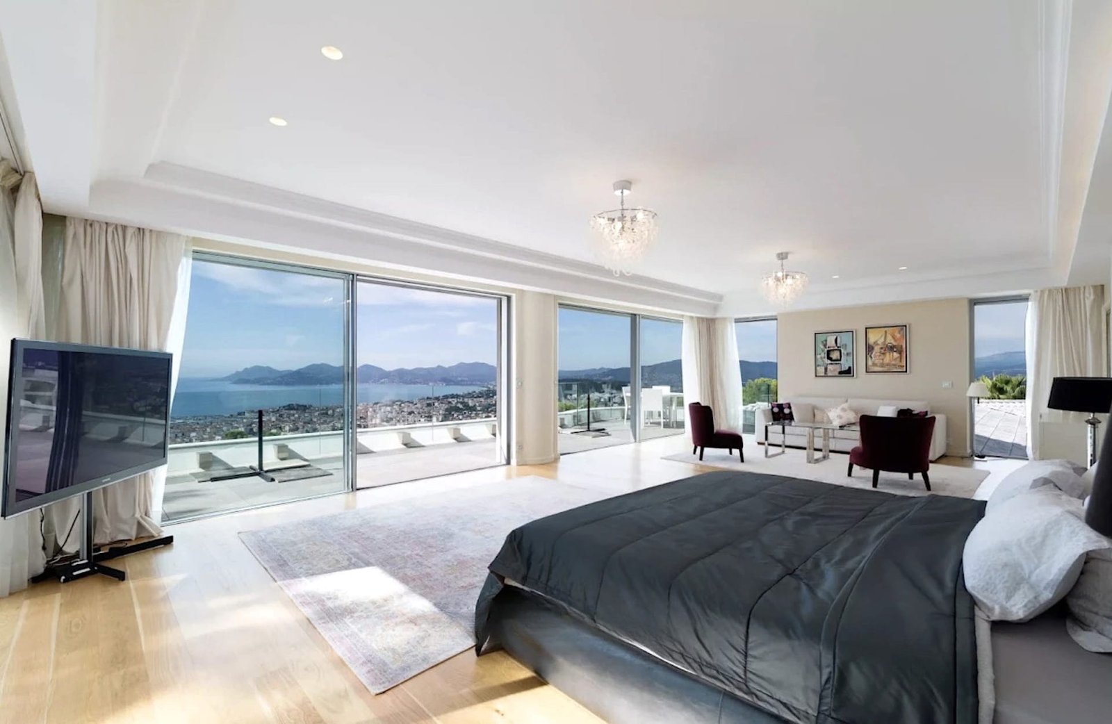 JFW IMMOBILIER Luxury Real Estate Homes for Sale in Cannes, French Riviera, France Côte d'Azur immobilier de luxe inmobiliaria de lujo imóveis de luxo immobili di lusso in vendita a Cannes, Costa Azzurra, Francia Luxe onroerend goed te koop in Cannes, Franse Rivièra, Frankrijk フランス・カンヌのラグジュアリー不動産、コート・ダジュール कान्स फ़्रांस फ्रेंच रिवेरा कोटे डी'ज़ूर लक्जरी अचल संपत्ति 法国戛纳蔚蓝海岸的豪华房地产 Элитная недвижимость в Каннах, Франция, Французская Ривьера Luxusimmobilien in Cannes, Frankreich Immobili di lusso a Cannes, Francia luksusowe nieruchomości w Cannes we Francji 프랑스 칸의 럭셔리 부동산 العقارات الفاخرة في كان، فرنسا
