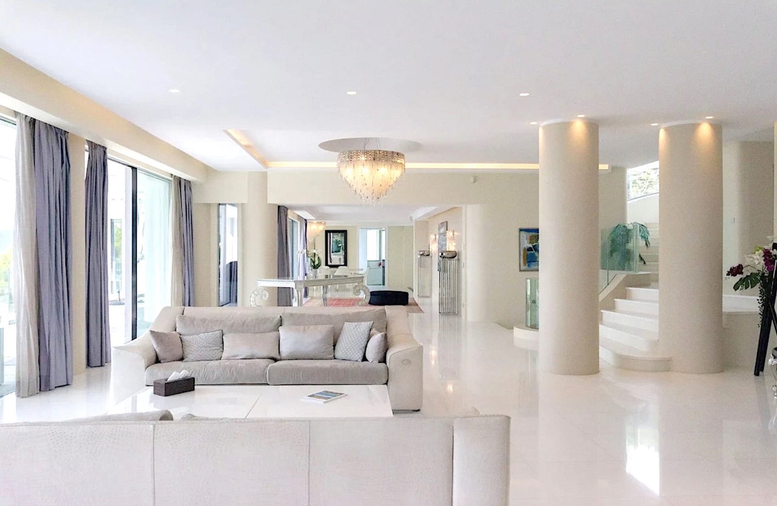 JFW IMMOBILIER Luxury Real Estate Homes for Sale in Cannes, French Riviera, France Côte d'Azur immobilier de luxe inmobiliaria de lujo imóveis de luxo immobili di lusso in vendita a Cannes, Costa Azzurra, Francia Luxe onroerend goed te koop in Cannes, Franse Rivièra, Frankrijk フランス・カンヌのラグジュアリー不動産、コート・ダジュール कान्स फ़्रांस फ्रेंच रिवेरा कोटे डी'ज़ूर लक्जरी अचल संपत्ति 法国戛纳蔚蓝海岸的豪华房地产 Элитная недвижимость в Каннах, Франция, Французская Ривьера Luxusimmobilien in Cannes, Frankreich Immobili di lusso a Cannes, Francia luksusowe nieruchomości w Cannes we Francji 프랑스 칸의 럭셔리 부동산 العقارات الفاخرة في كان، فرنسا