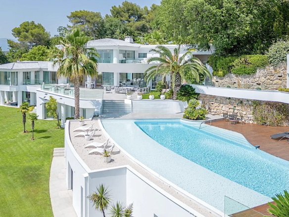 JFW IMMOBILIER Luxury Real Estate Homes for Sale in Cannes, French Riviera, France Côte d'Azur immobilier de luxe inmobiliaria de lujo imóveis de luxo immobili di lusso in vendita a Cannes, Costa Azzurra, Francia Luxe onroerend goed te koop in Cannes, Franse Rivièra, Frankrijk フランス・カンヌのラグジュアリー不動産、コート・ダジュール कान्स फ़्रांस फ्रेंच रिवेरा कोटे डी'ज़ूर लक्जरी अचल संपत्ति 法国戛纳蔚蓝海岸的豪华房地产 Элитная недвижимость в Каннах, Франция, Французская Ривьера Luxusimmobilien in Cannes, Frankreich Immobili di lusso a Cannes, Francia luksusowe nieruchomości w Cannes we Francji 프랑스 칸의 럭셔리 부동산 العقارات الفاخرة في كان، فرنسا
