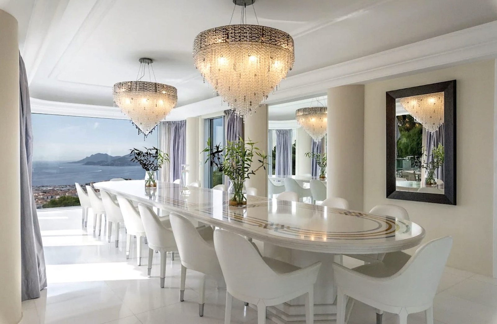 JFW IMMOBILIER Luxury Real Estate Homes for Sale in Cannes, French Riviera, France Côte d'Azur immobilier de luxe inmobiliaria de lujo imóveis de luxo immobili di lusso in vendita a Cannes, Costa Azzurra, Francia Luxe onroerend goed te koop in Cannes, Franse Rivièra, Frankrijk フランス・カンヌのラグジュアリー不動産、コート・ダジュール कान्स फ़्रांस फ्रेंच रिवेरा कोटे डी'ज़ूर लक्जरी अचल संपत्ति 法国戛纳蔚蓝海岸的豪华房地产 Элитная недвижимость в Каннах, Франция, Французская Ривьера Luxusimmobilien in Cannes, Frankreich Immobili di lusso a Cannes, Francia luksusowe nieruchomości w Cannes we Francji 프랑스 칸의 럭셔리 부동산 العقارات الفاخرة في كان، فرنسا
