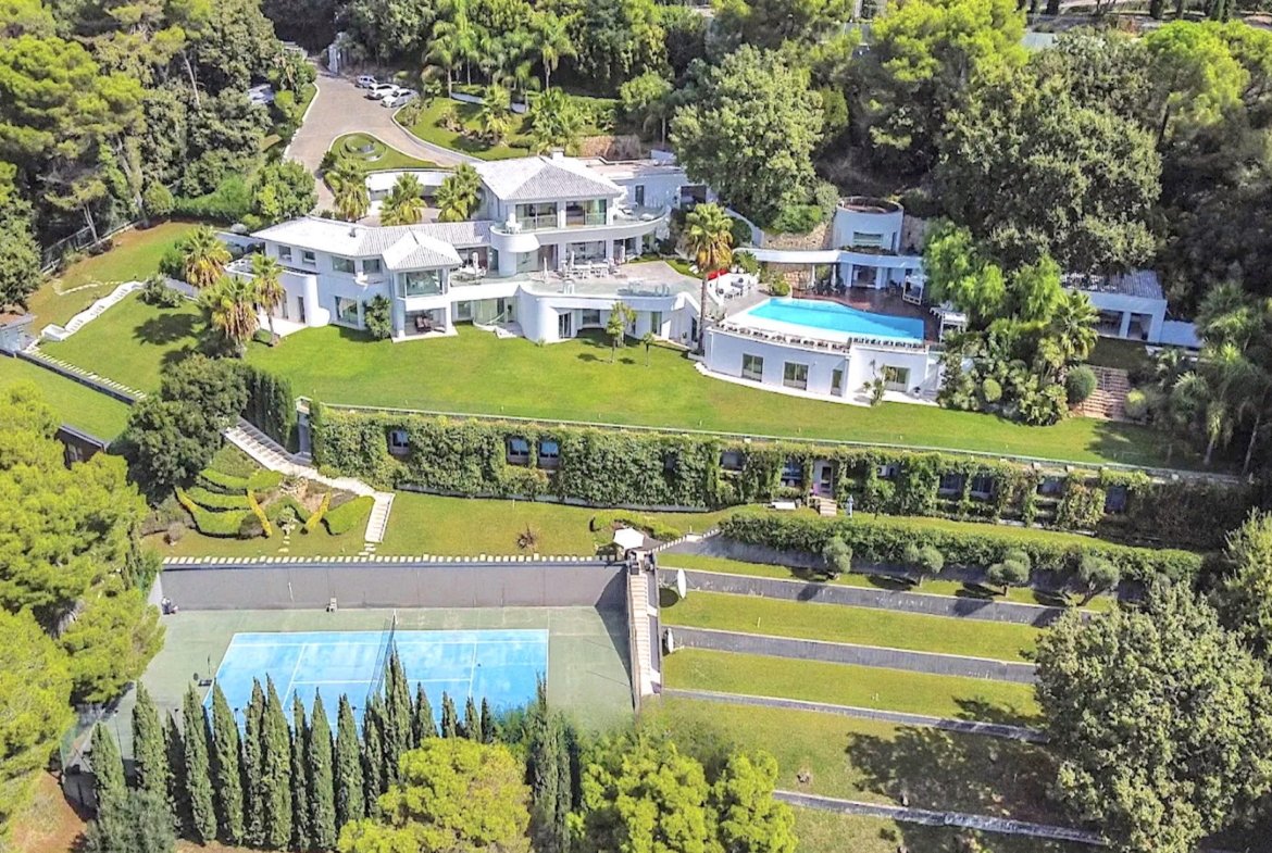 JFW IMMOBILIER Luxury Real Estate Homes for Sale in Cannes, French Riviera, France Côte d'Azur immobilier de luxe inmobiliaria de lujo imóveis de luxo immobili di lusso in vendita a Cannes, Costa Azzurra, Francia Luxe onroerend goed te koop in Cannes, Franse Rivièra, Frankrijk フランス・カンヌのラグジュアリー不動産、コート・ダジュール कान्स फ़्रांस फ्रेंच रिवेरा कोटे डी'ज़ूर लक्जरी अचल संपत्ति 法国戛纳蔚蓝海岸的豪华房地产 Элитная недвижимость в Каннах, Франция, Французская Ривьера Luxusimmobilien in Cannes, Frankreich Immobili di lusso a Cannes, Francia luksusowe nieruchomości w Cannes we Francji 프랑스 칸의 럭셔리 부동산 العقارات الفاخرة في كان، فرنسا