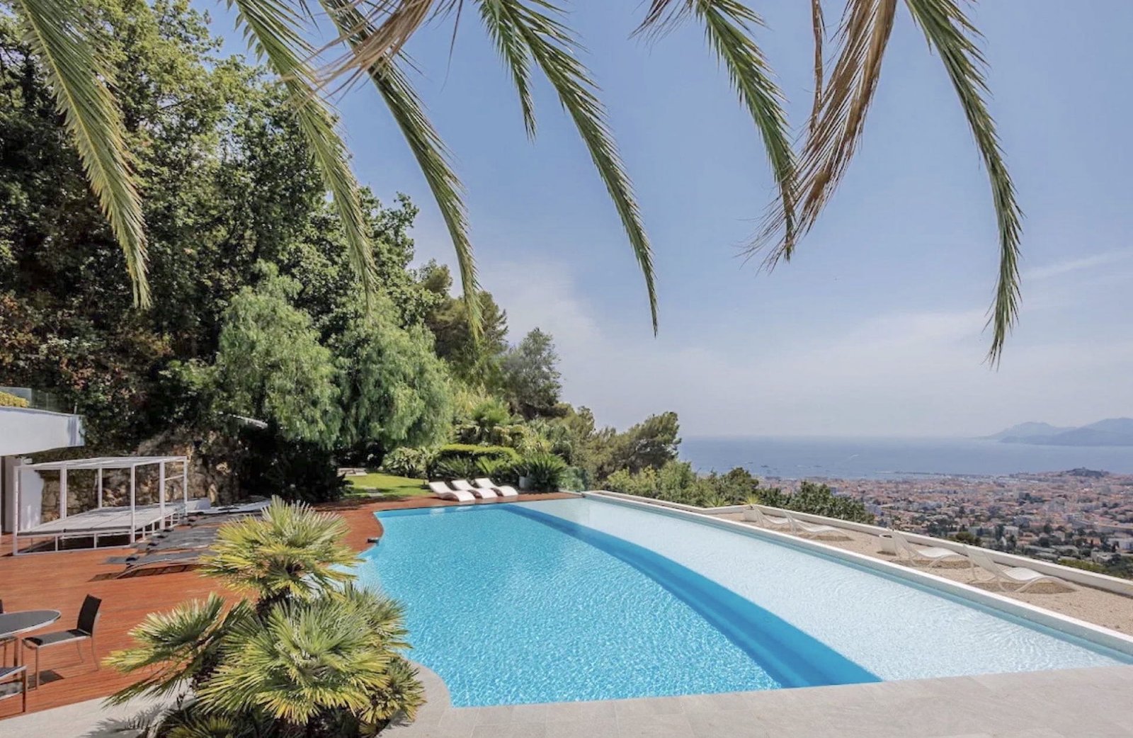 JFW IMMOBILIER Luxury Real Estate Homes for Sale in Cannes, French Riviera, France Côte d'Azur immobilier de luxe inmobiliaria de lujo imóveis de luxo immobili di lusso in vendita a Cannes, Costa Azzurra, Francia Luxe onroerend goed te koop in Cannes, Franse Rivièra, Frankrijk フランス・カンヌのラグジュアリー不動産、コート・ダジュール कान्स फ़्रांस फ्रेंच रिवेरा कोटे डी'ज़ूर लक्जरी अचल संपत्ति 法国戛纳蔚蓝海岸的豪华房地产 Элитная недвижимость в Каннах, Франция, Французская Ривьера Luxusimmobilien in Cannes, Frankreich Immobili di lusso a Cannes, Francia luksusowe nieruchomości w Cannes we Francji 프랑스 칸의 럭셔리 부동산 العقارات الفاخرة في كان، فرنسا