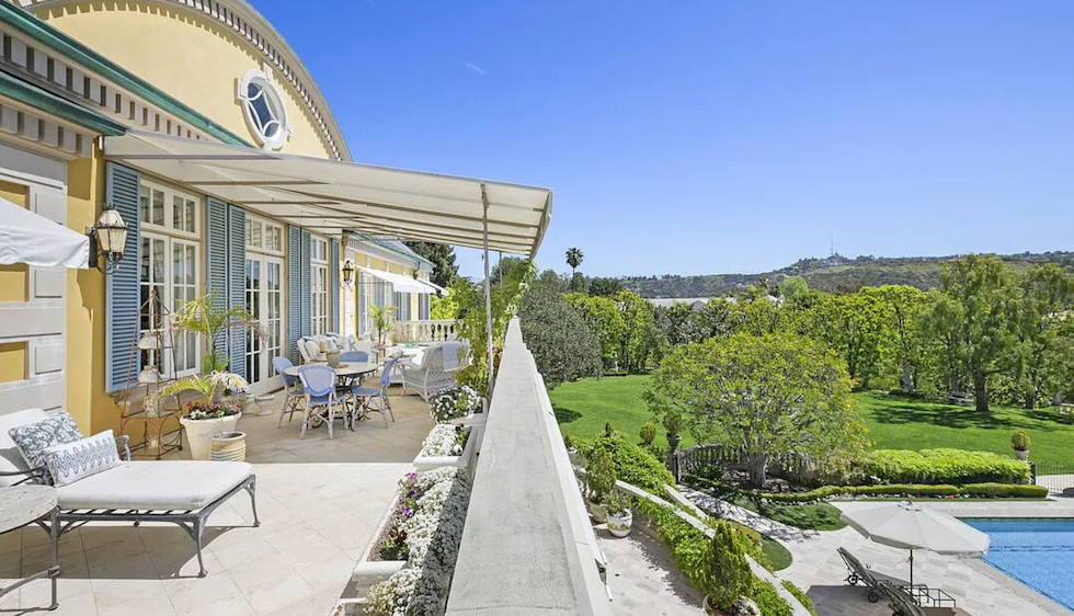 Los Angeles luxury real estate. Beverly Hills prestige home.