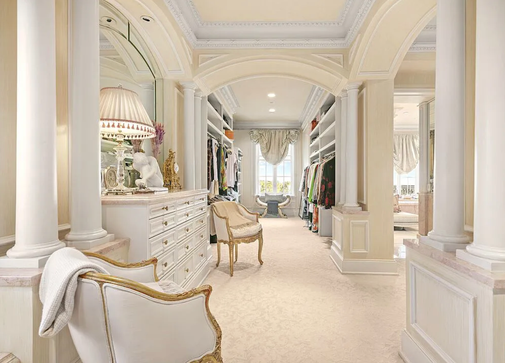 Los Angeles luxury real estate. Beverly Hills prestige home.