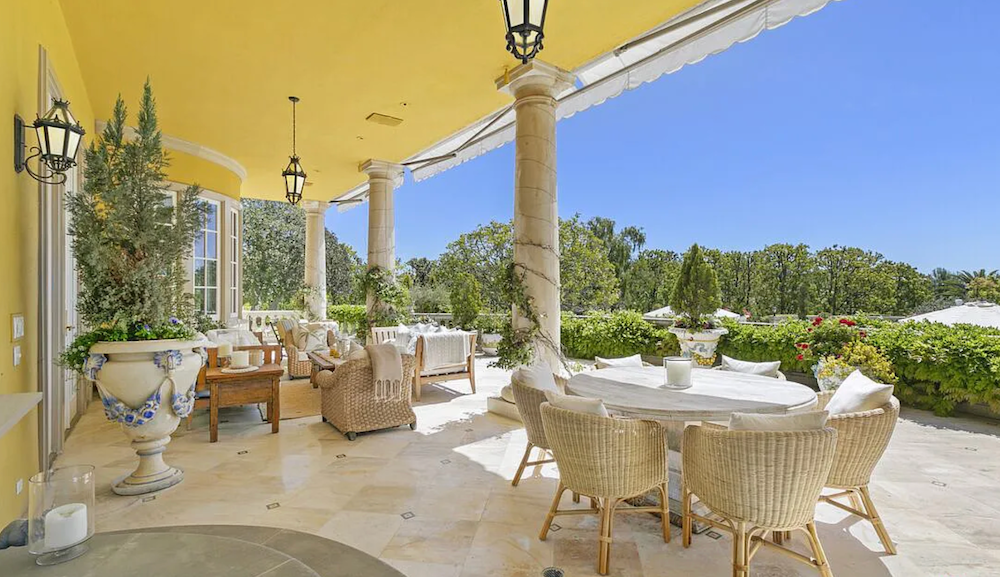 Los Angeles luxury real estate. Beverly Hills prestige home.