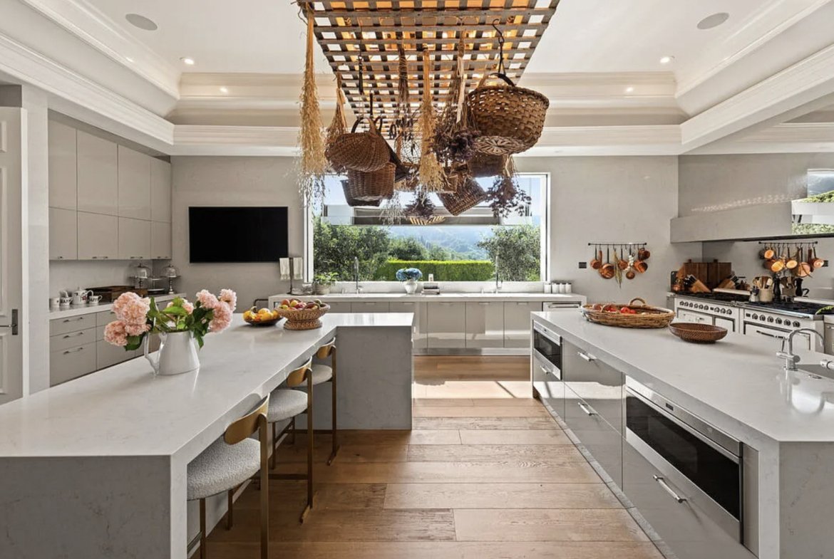 Beverly Hills Luxury Home
