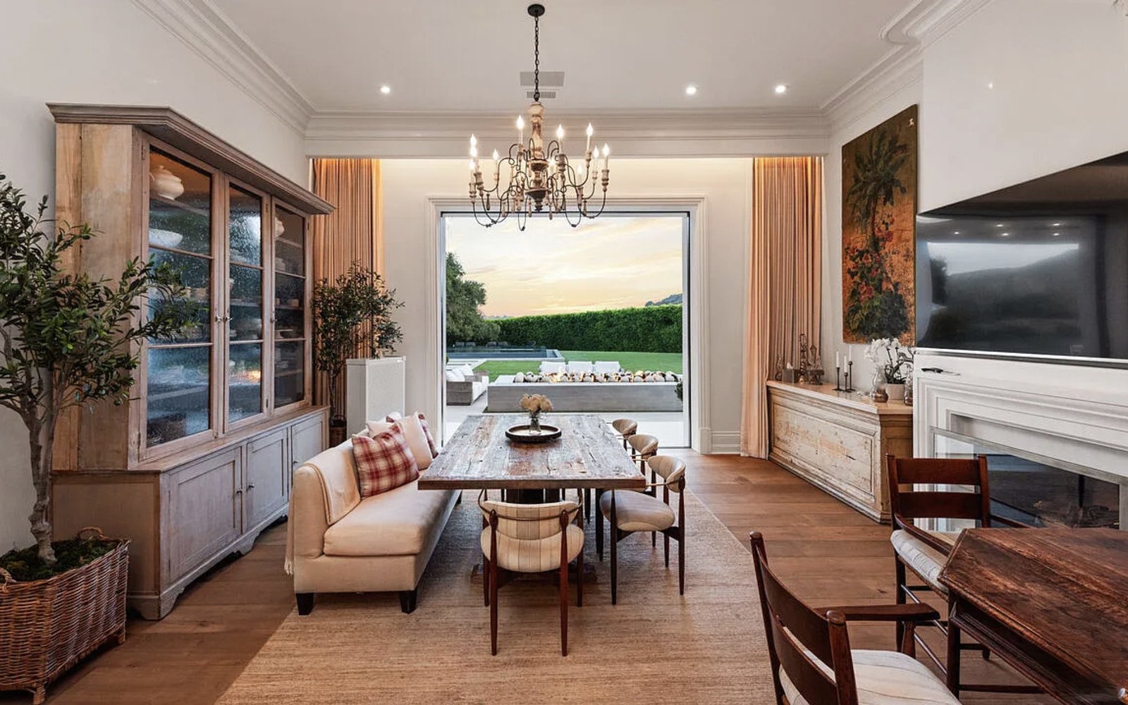 Beverly Hills Luxury Home