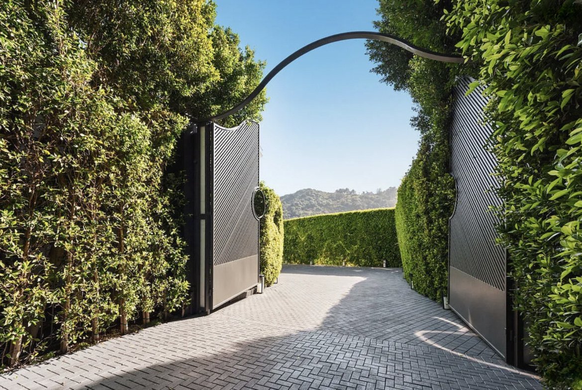 Beverly Hills Luxury Home