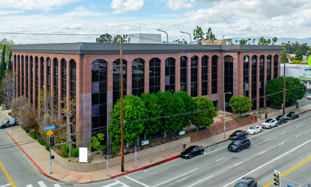 Office for sale in Los Angeles