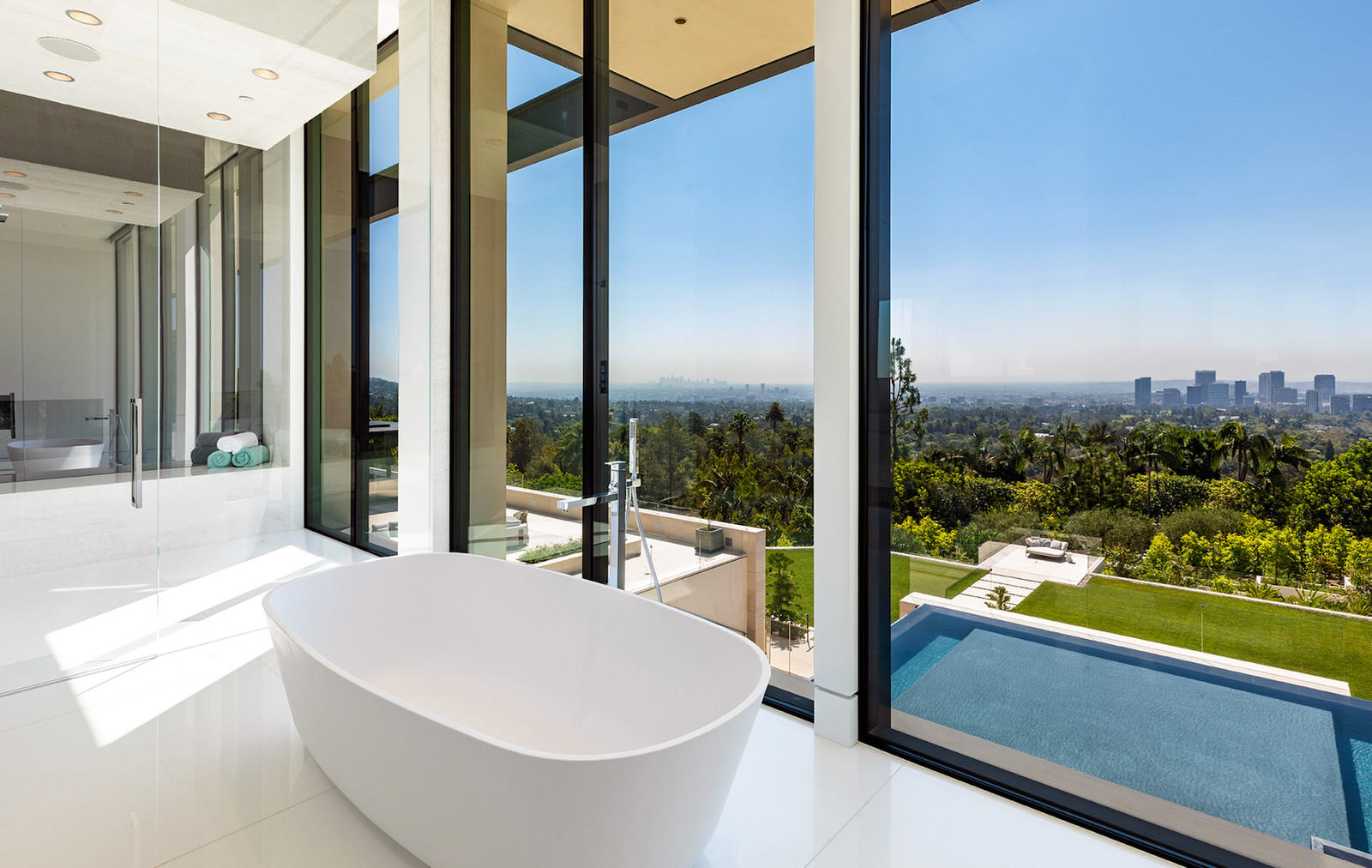 LOS ANGELES MEGA MANSION