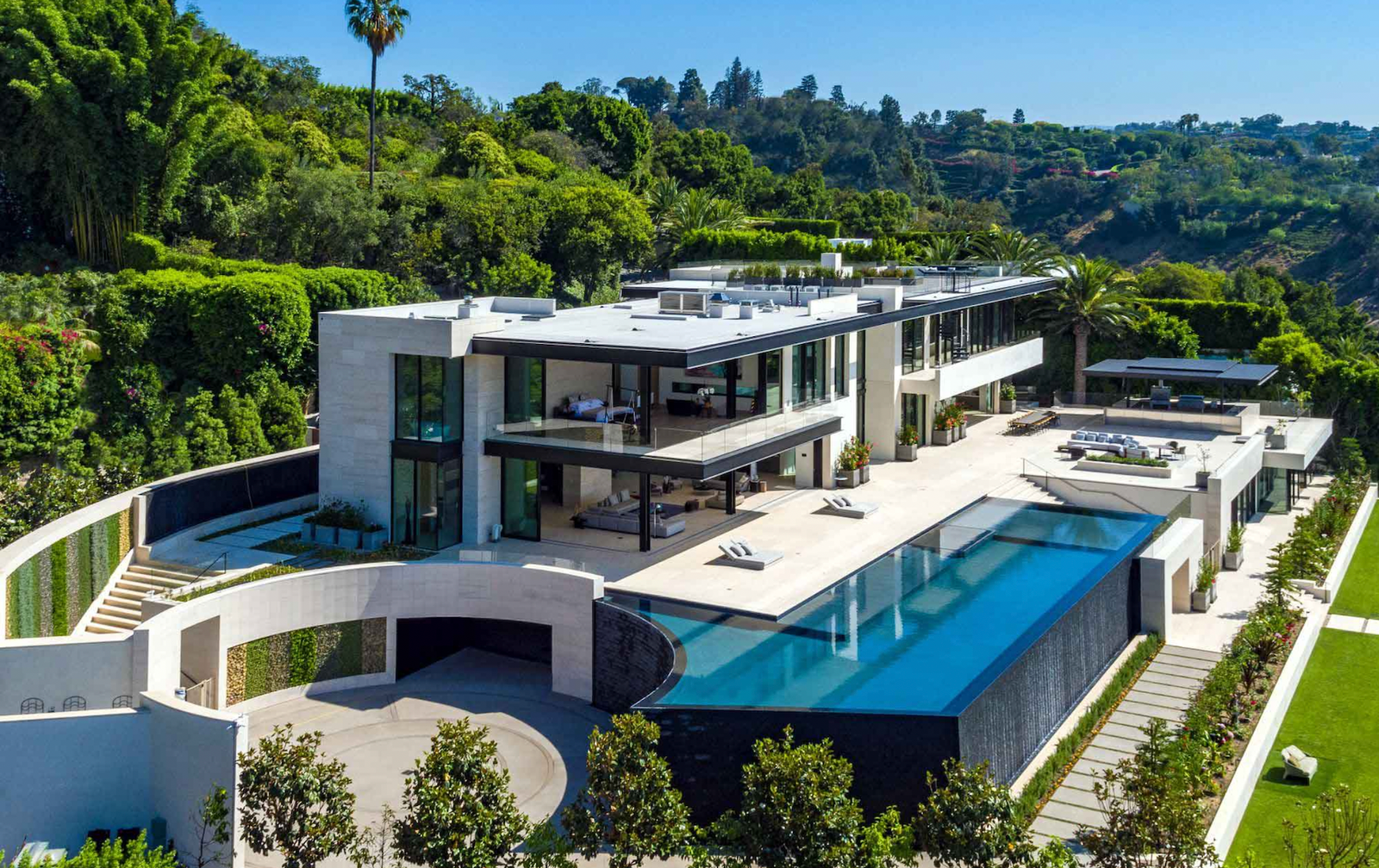 LOS ANGELES MEGA MANSION