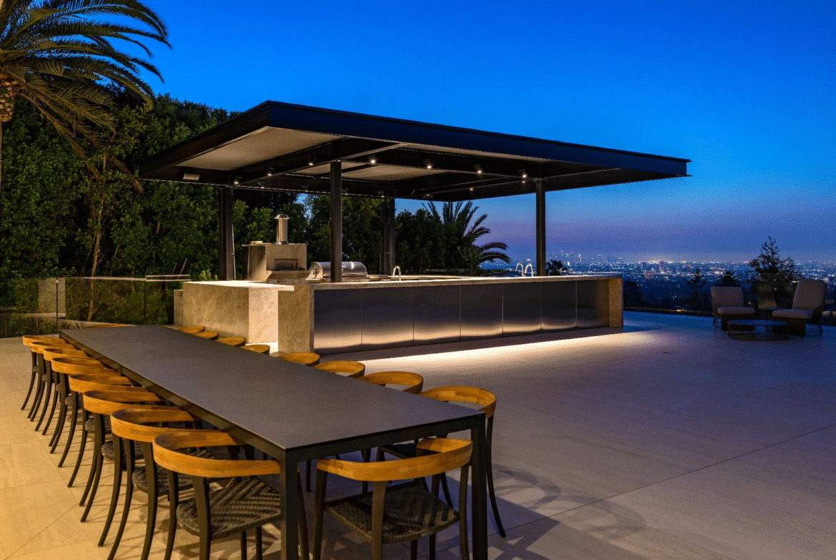 LOS ANGELES MEGA MANSION