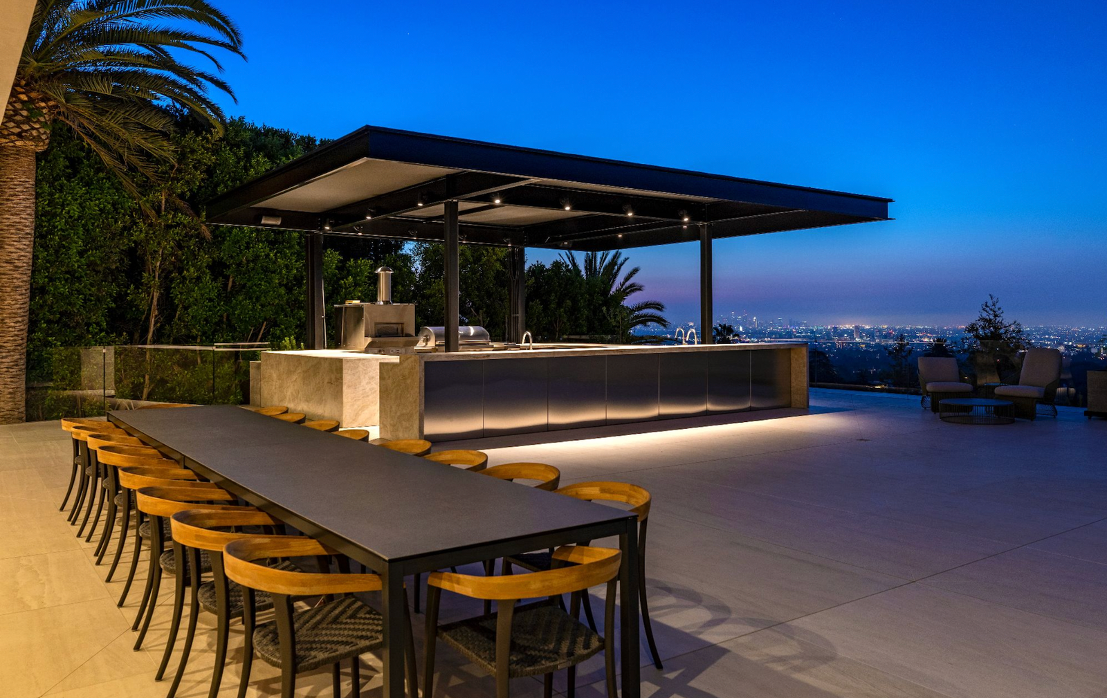 LOS ANGELES MEGA MANSION