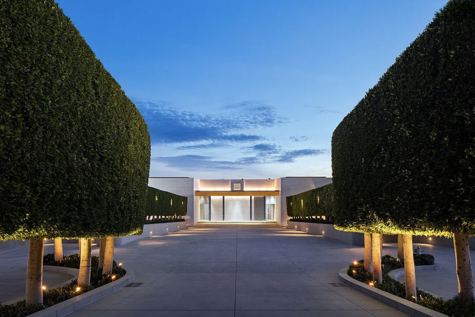 One of the biggest mansion for sale in Los Angeles