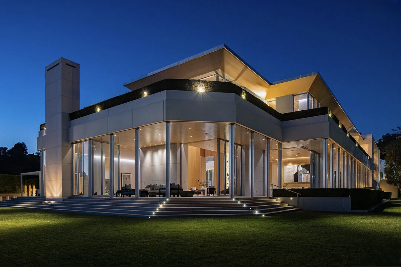 One of the biggest mansion for sale in Los Angeles