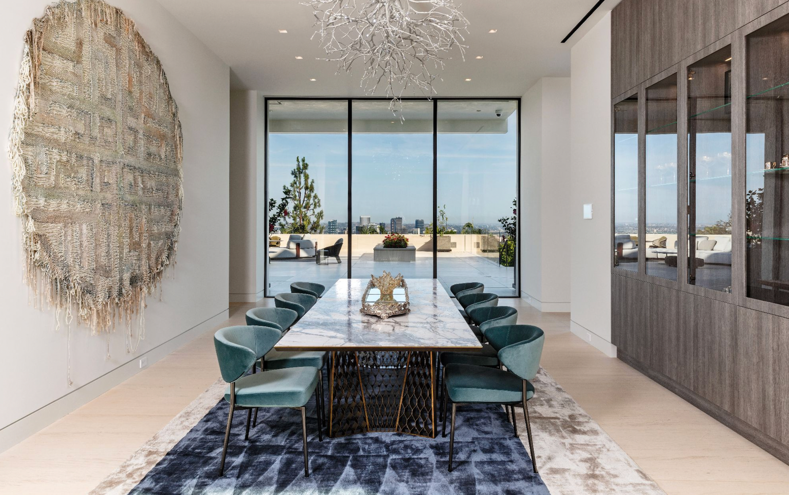 LOS ANGELES MEGA MANSION