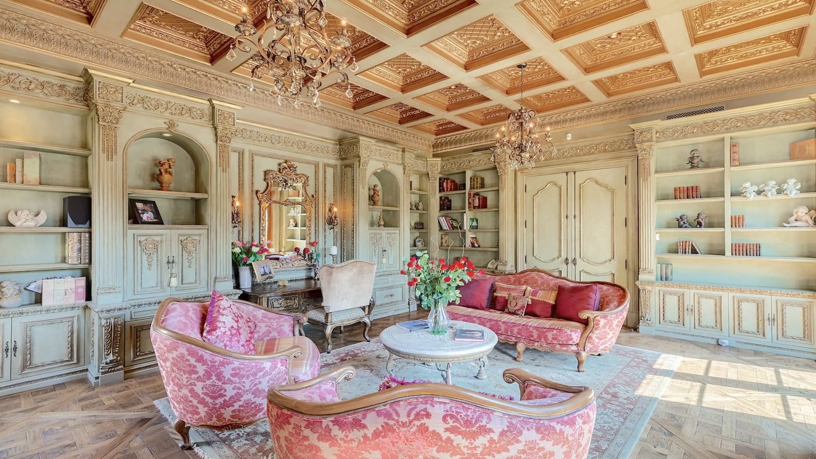 10 Italian Villa Bellezza in Calabasas