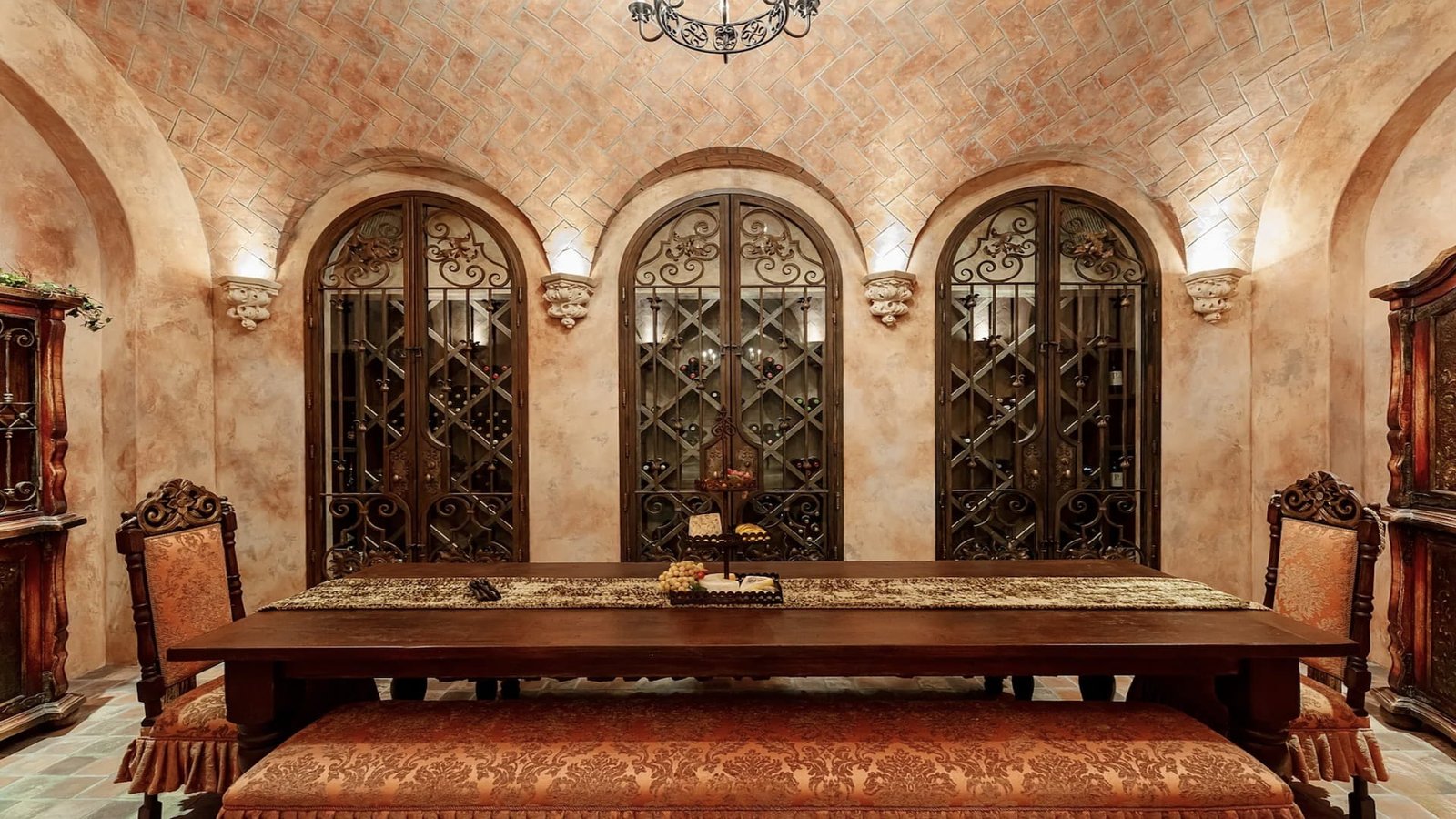 23 Italian Villa Bellezza in Calabasas
