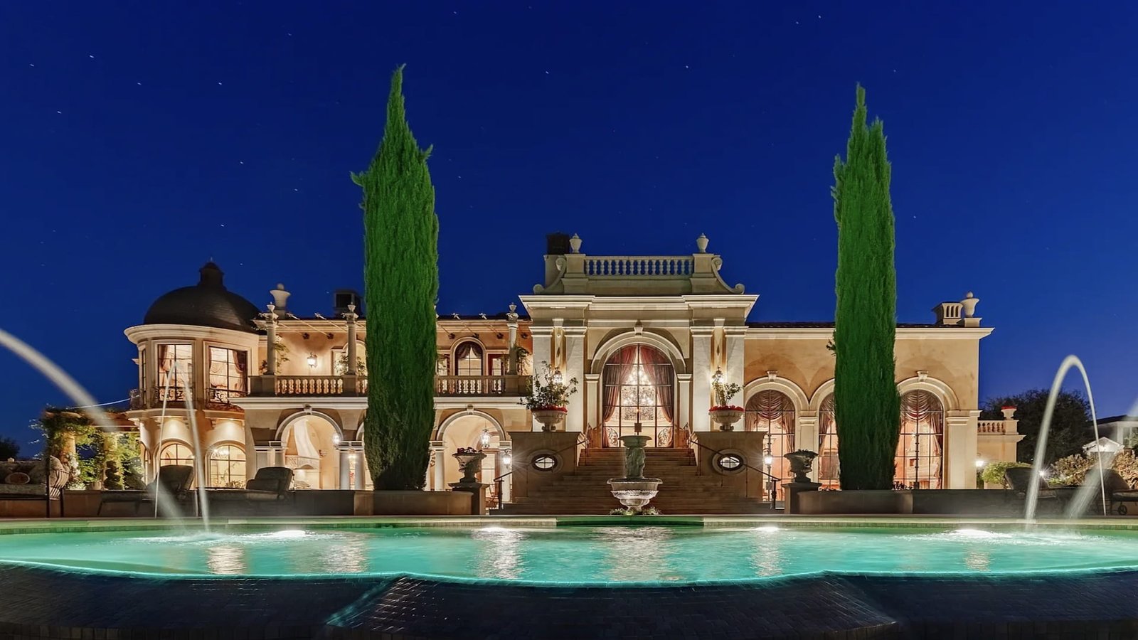 44 Italian Villa Bellezza in Calabasas